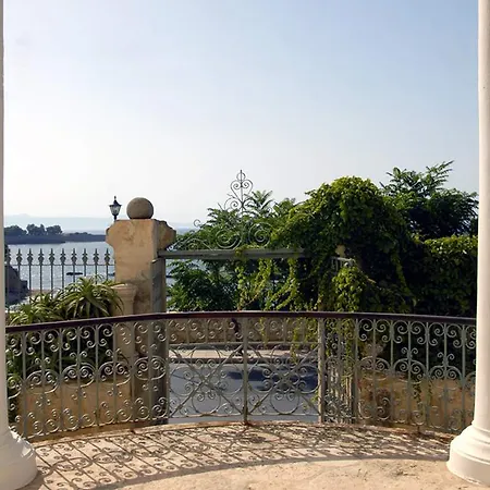 Doma Hotel 4*